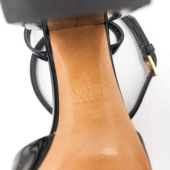 Valentino Garavani Black Patent Leather Ankle Strap Chunky Heel Pumps EU 38 - Picture 8 of 9